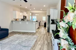 1016 Pine St, Darien, GA 31305 - Photo 7