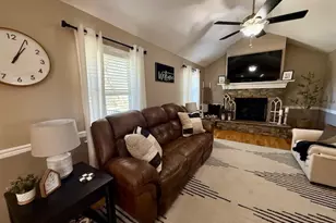 15 Taylor St, Summerville, GA 30747 - Photo 7