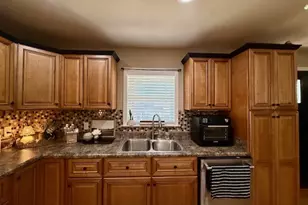 15 Taylor St, Summerville, GA 30747 - Photo 13