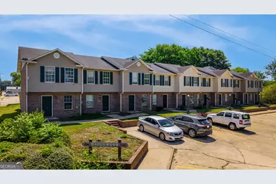 530 Hogue Avenue, Rockmart, GA 30153 - Photo 1