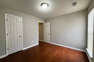 5609 Eagles Feather Ln, Riverdale, GA 30274 - Photo 21