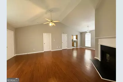 5609 Eagles Feather Lane, Riverdale, GA 30274 - Photo 15