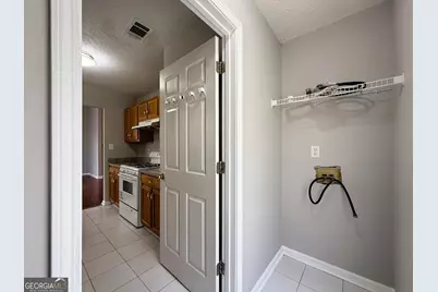 5609 Eagles Feather Lane, Riverdale, GA 30274 - Photo 11
