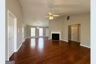 5609 Eagles Feather Lane, Riverdale, GA 30274 - Photo 3