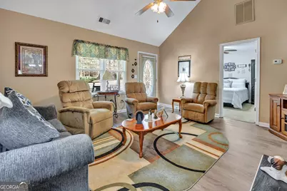 103 Lynn Court, Jackson, GA 30233 - Photo 17