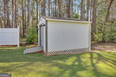 103 Lynn Court, Jackson, GA 30233 - Photo 11