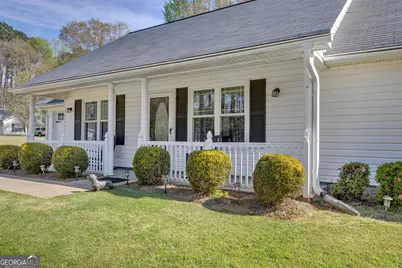 103 Lynn Court, Jackson, GA 30233 - Photo 5