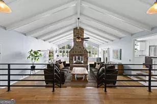 2025 Castle Lake Dr, Tyrone, GA 30290 - Photo 9