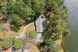 2025 Castle Lake Dr, Tyrone, GA 30290 - Photo 5