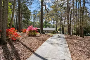 2025 Castle Lake Dr, Tyrone, GA 30290 - Photo 85