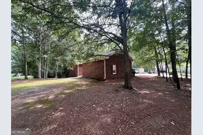 222 Lacey Lane, Winder, GA 30680 - Photo 9