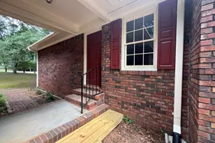 222 Lacey Ln, Winder, GA 30680 - Photo 3