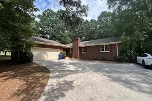 222 Lacey Ln, Winder, GA 30680 - Photo 1