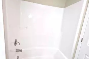 138 Charlotte Cir, Statham, GA 30666 - Photo 13