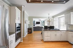 1045 Tullmore Dr, Roswell, GA 30075 - Photo 11