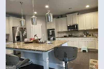 615 Birkdale Drive, Fairburn, GA 30213 - Photo 3