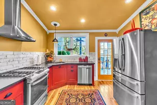 528 E Jones St, Savannah, GA 31401 - Photo 17