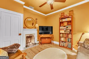 528 E Jones St, Savannah, GA 31401 - Photo 41