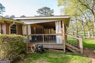 222 Red Bud Dr, Barnesville, GA 30204 - Photo 39