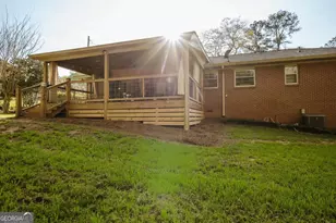 222 Red Bud Dr, Barnesville, GA 30204 - Photo 45