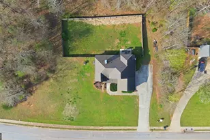 130 Maple Dr, Commerce, GA 30529 - Photo 39