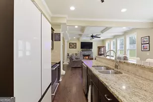 130 Maple Dr, Commerce, GA 30529 - Photo 11