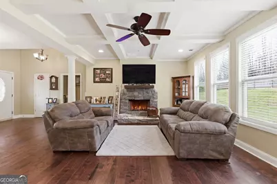 130 Maple Drive, Commerce, GA 30529 - Photo 5