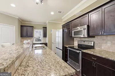 130 Maple Drive, Commerce, GA 30529 - Photo 9