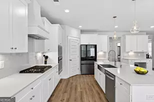 299 Saddleridge Trl, Senoia, GA 30276 - Photo 13