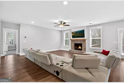 299 Saddleridge Trail, Senoia, GA 30276 - Photo 7