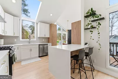 2704 Long Lake Drive NE, Roswell, GA 30075 - Photo 27