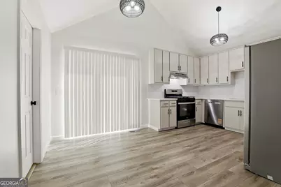 218 Hyde Circle, Newnan, GA 30263 - Photo 15