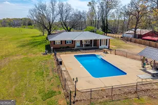 821 Hwy 323, Gillsville, GA 30543 - Photo 43