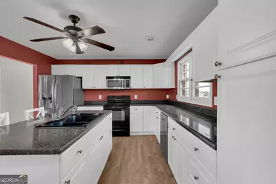 821 Highway 323, Gillsville, GA 30543 - Photo 17