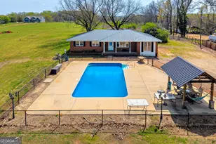 821 Hwy 323, Gillsville, GA 30543 - Photo 3