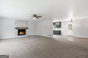 68 Hidden Branches Dr, Carrollton, GA 30116 - Photo 5