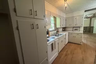 11 Parkwood Dr NE, Rome, GA 30161 - Photo 7