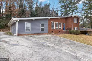 3035 McLendon Cir NW, Atlanta, GA 30318 - Photo 3