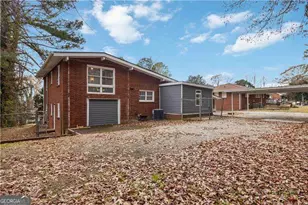 3035 McLendon Cir NW, Atlanta, GA 30318 - Photo 25