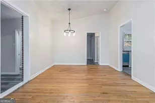 3035 McLendon Cir NW, Atlanta, GA 30318 - Photo 11