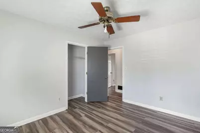 1349 Ashbrook Drive, Lawrenceville, GA 30043 - Photo 23