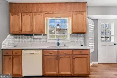 1349 Ashbrook Drive, Lawrenceville, GA 30043 - Photo 13