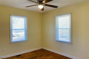 24 Camellia Dr, Newnan, GA 30263 - Photo 15