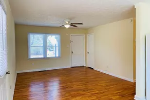 24 Camellia Dr, Newnan, GA 30263 - Photo 7