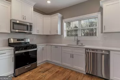 229 Little Brook Drive, Woodstock, GA 30188 - Photo 11