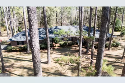 1270 Wadsworth Drive, Albany, GA 31721 - Photo 3