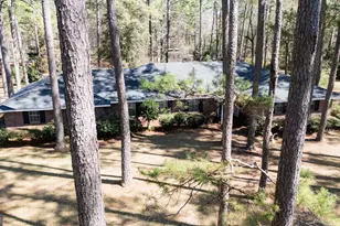 1270 Wadsworth Dr, Albany, GA 31721 - Photo 3