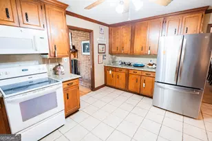 1270 Wadsworth Dr, Albany, GA 31721 - Photo 53