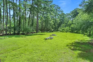 1270 Wadsworth Dr, Albany, GA 31721 - Photo 13