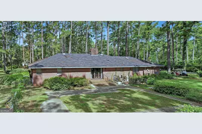 1270 Wadsworth Drive, Albany, GA 31721 - Photo 7